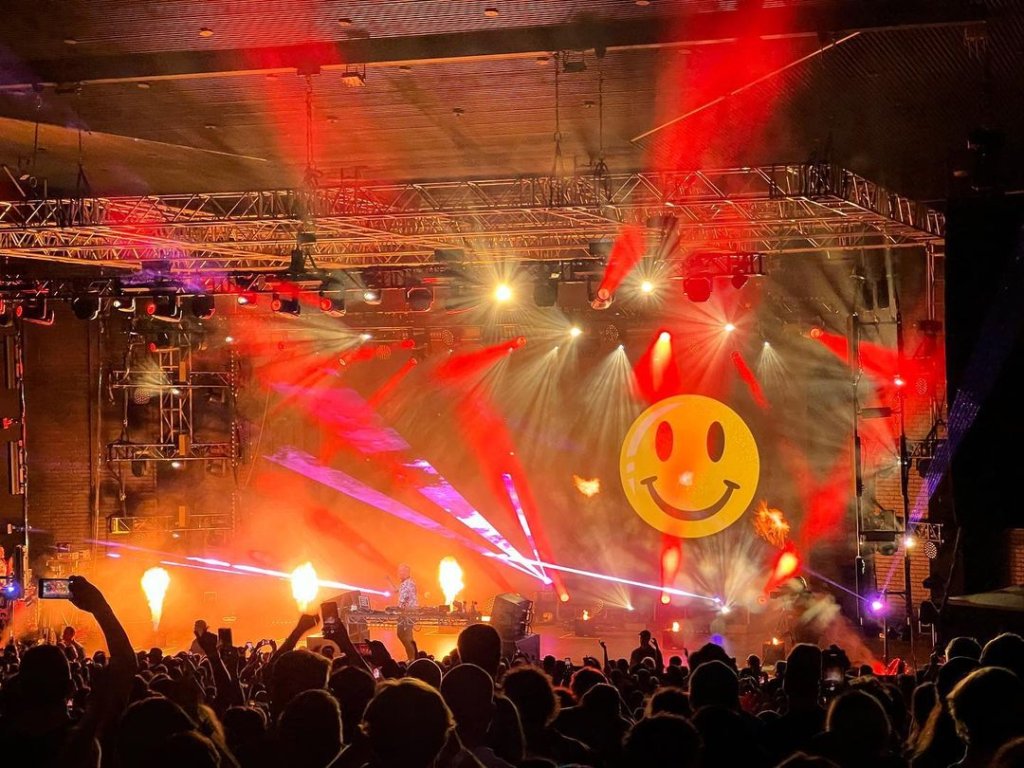 River Stage