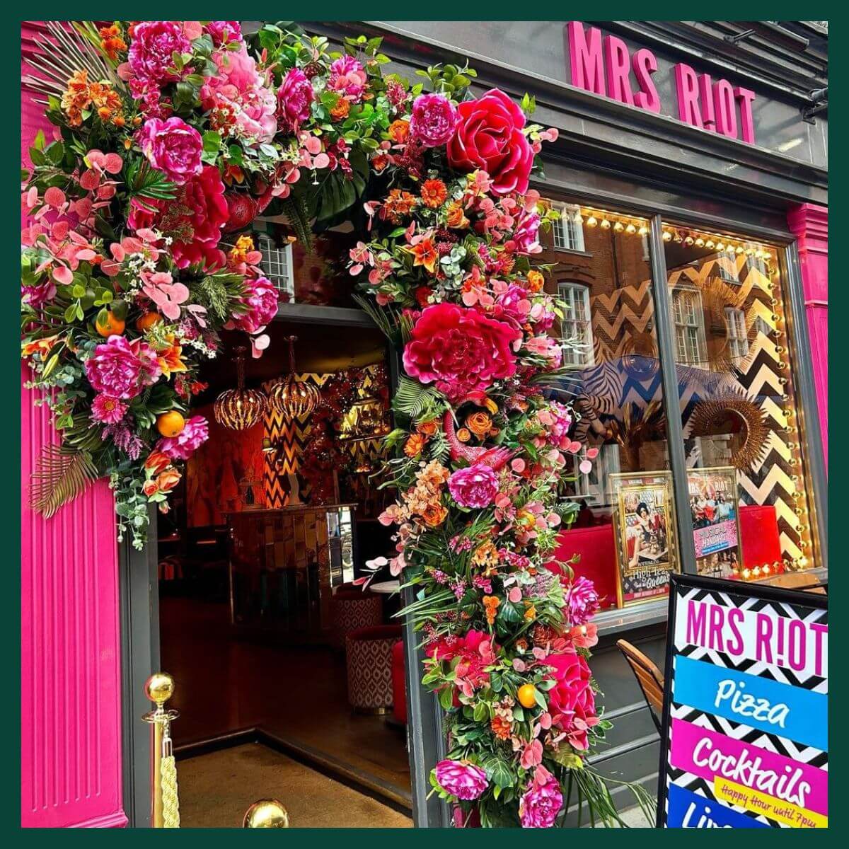 9 Best Bars in Covent Garden Cocktails & Superb Nightlife