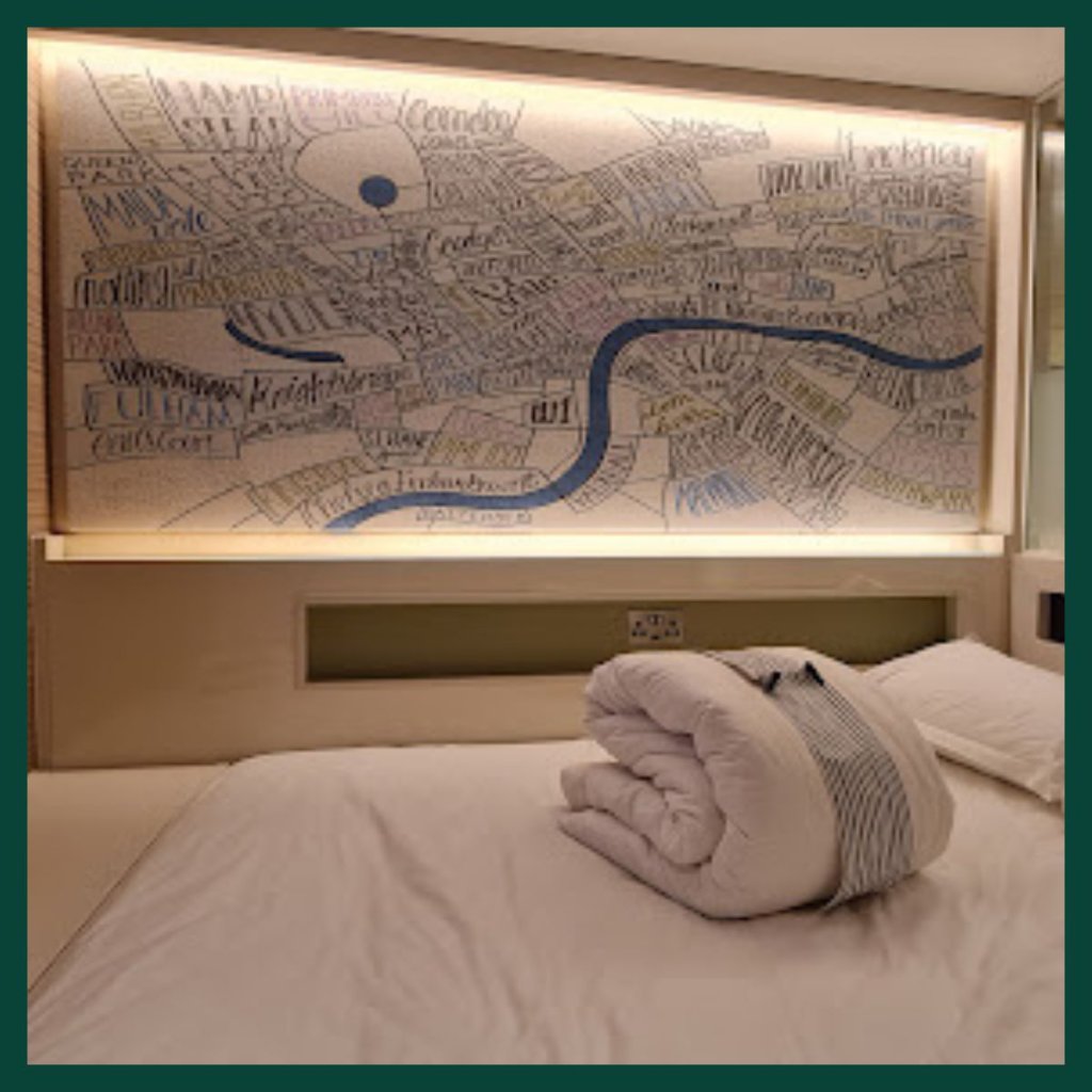 Capsule Hotels London 4