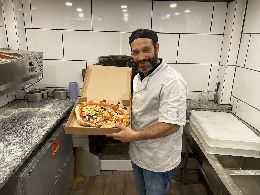 102 Pizzeria