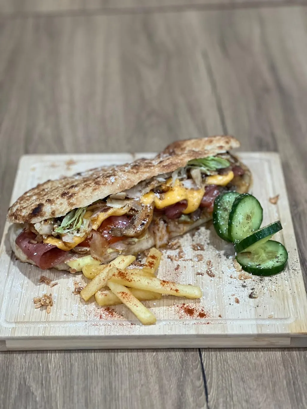 3 Bros ,Traditional Greek
