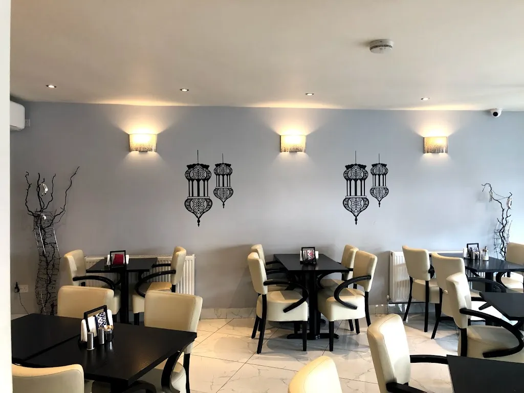 Almahmud Restaurant