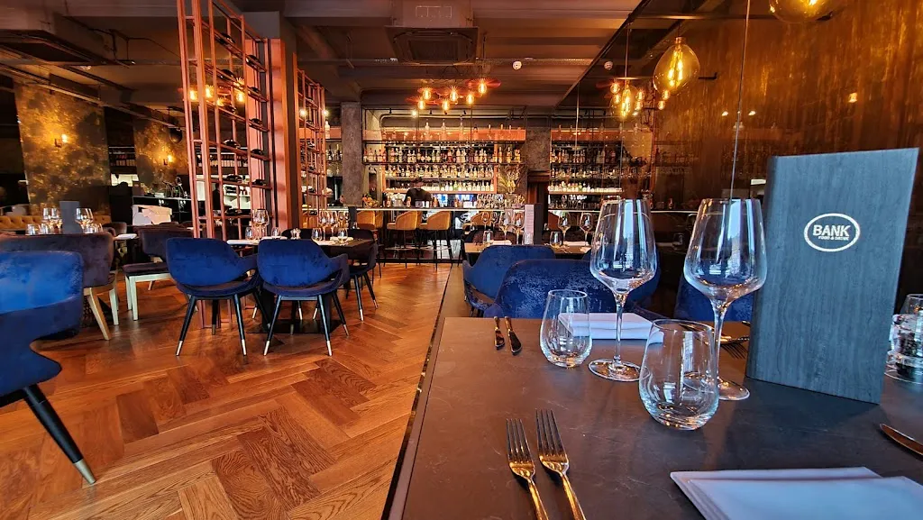 Bank Food & Drink 1 Bank Food & Drink