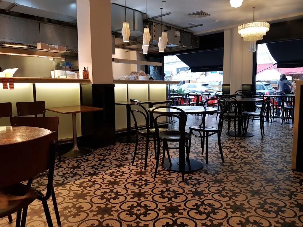 Byron - Old Brompton Rd.