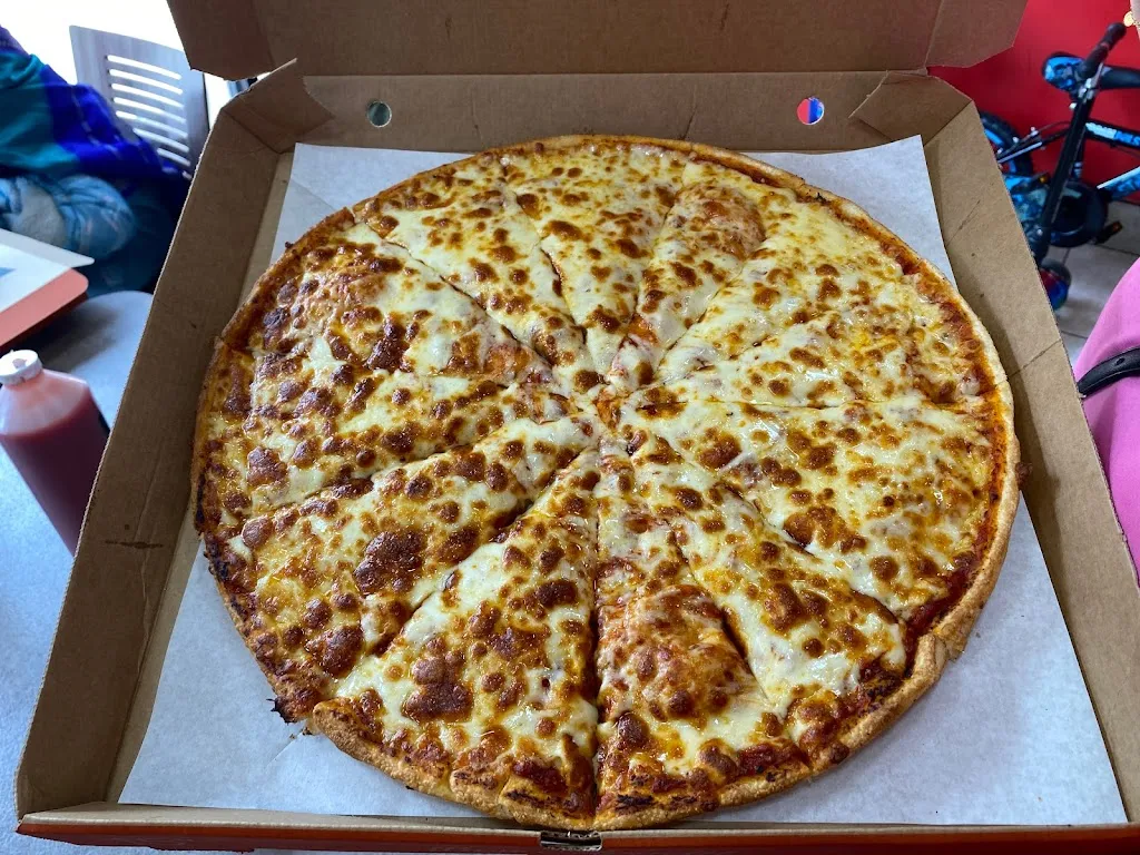 Chefs Pizza