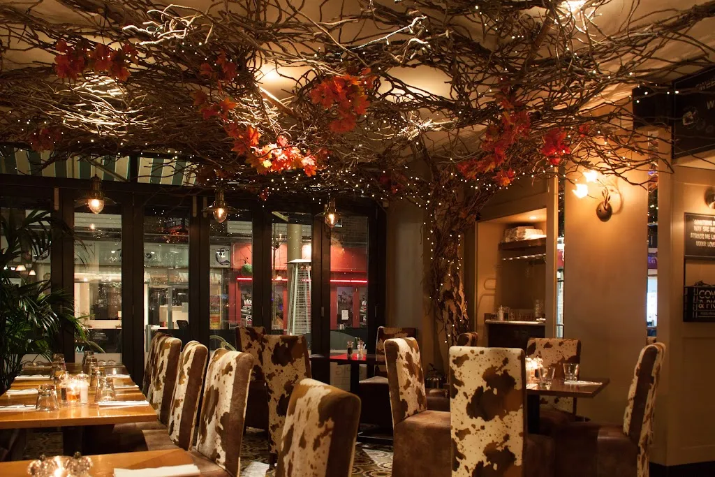 Cow & Pig Bromley
