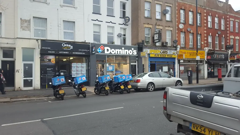 Domino's Pizza - London - Isleworth
