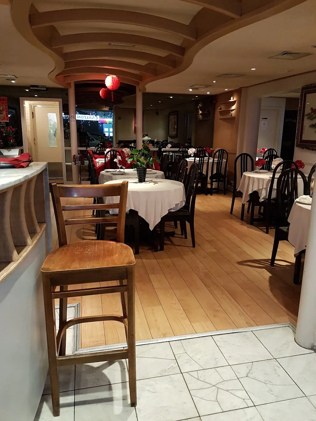 Dragon Inn