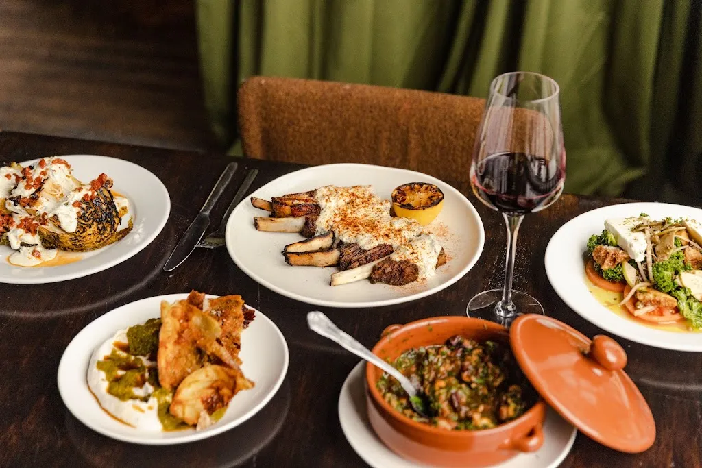 Esti Restaurant