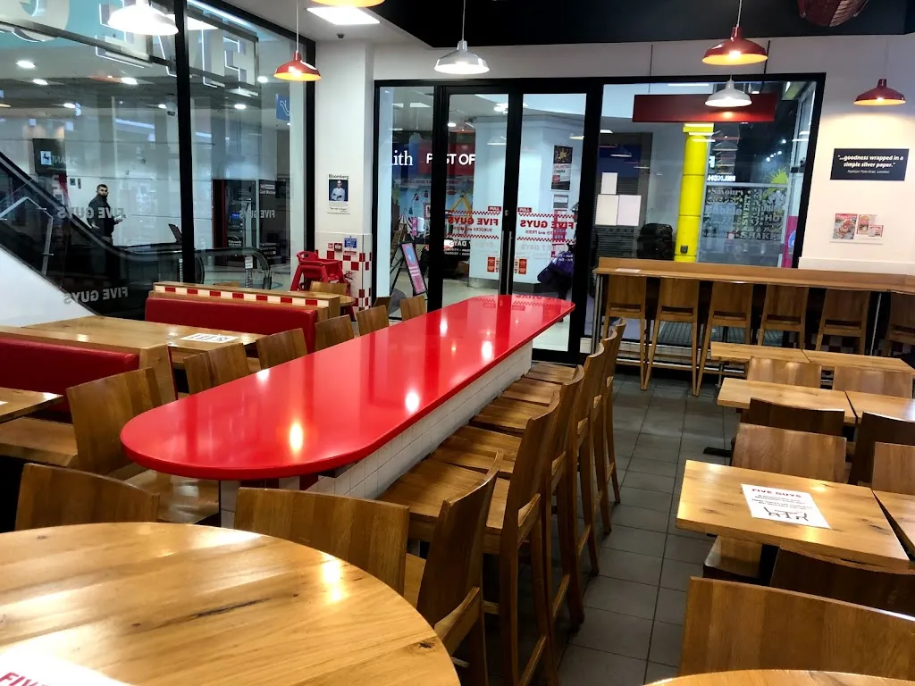Five Guys Wood Green