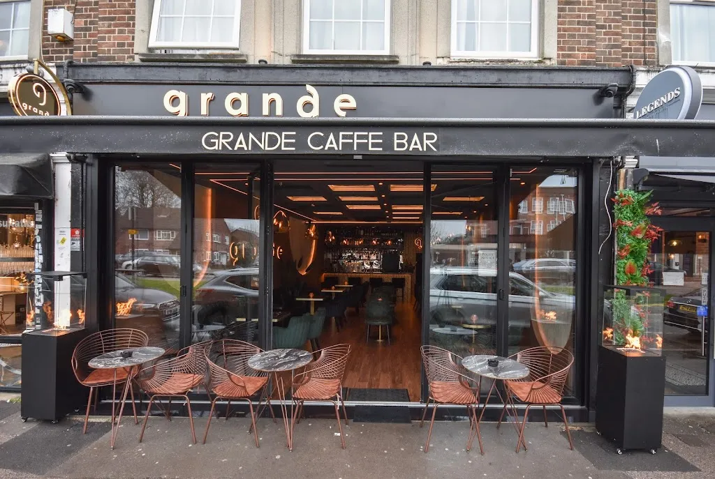 Grande Cafe Bar 1 Grande Cafe Bar