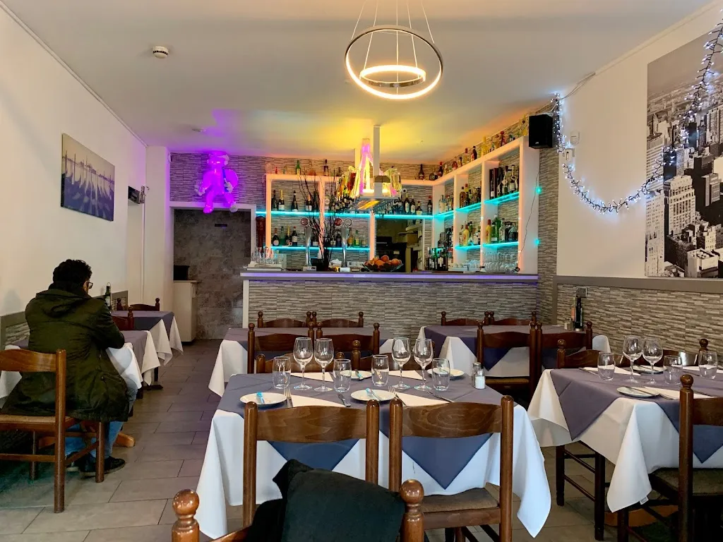Grelha D'Ouro Cafe-Bar