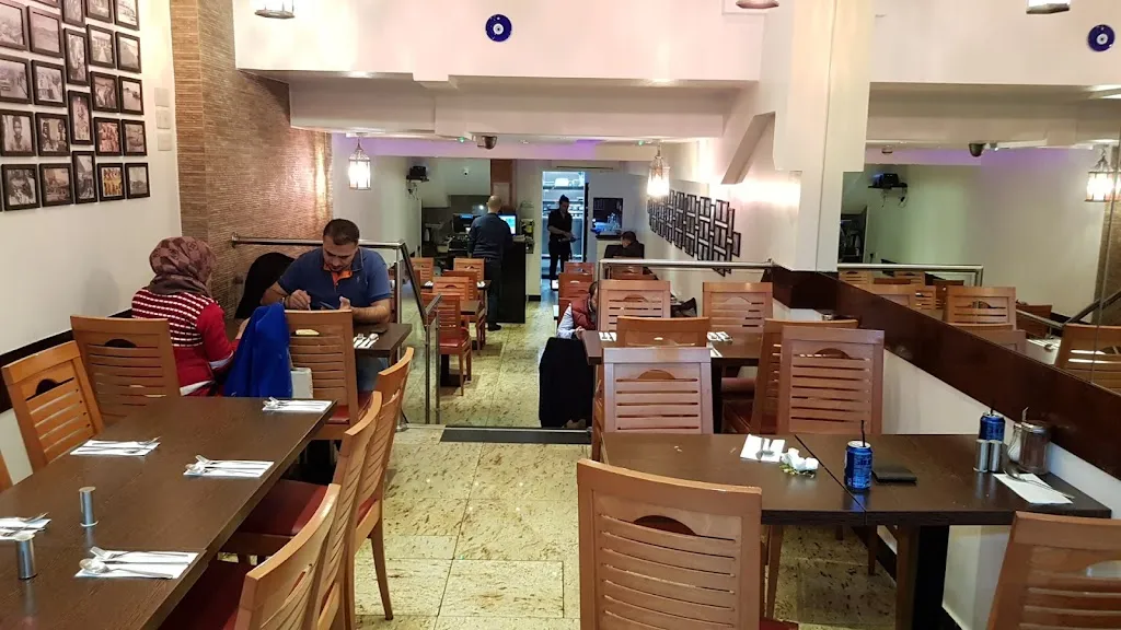HAWLER Restaurant