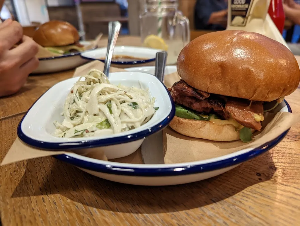 Honest Burgers Finsbury Park