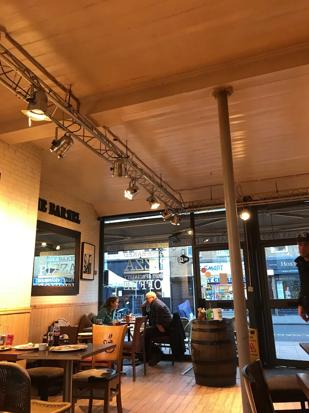 Hoxton Barrel Pizza