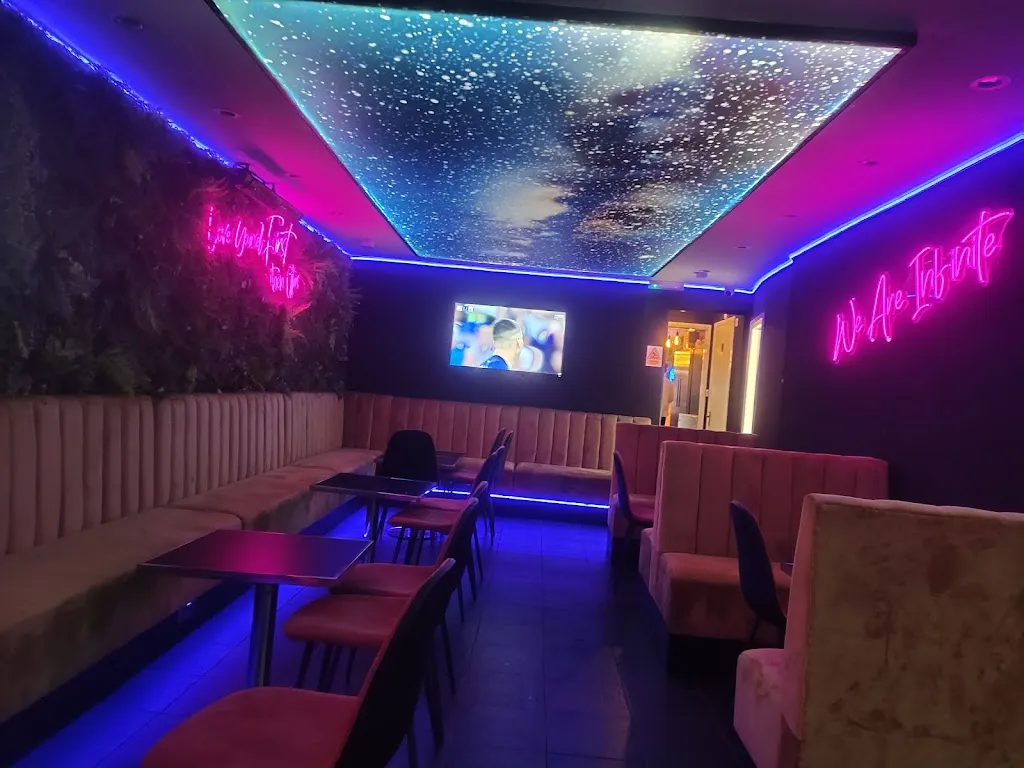 Hukka Me Up Lounge 1 Hukka Me Up Lounge