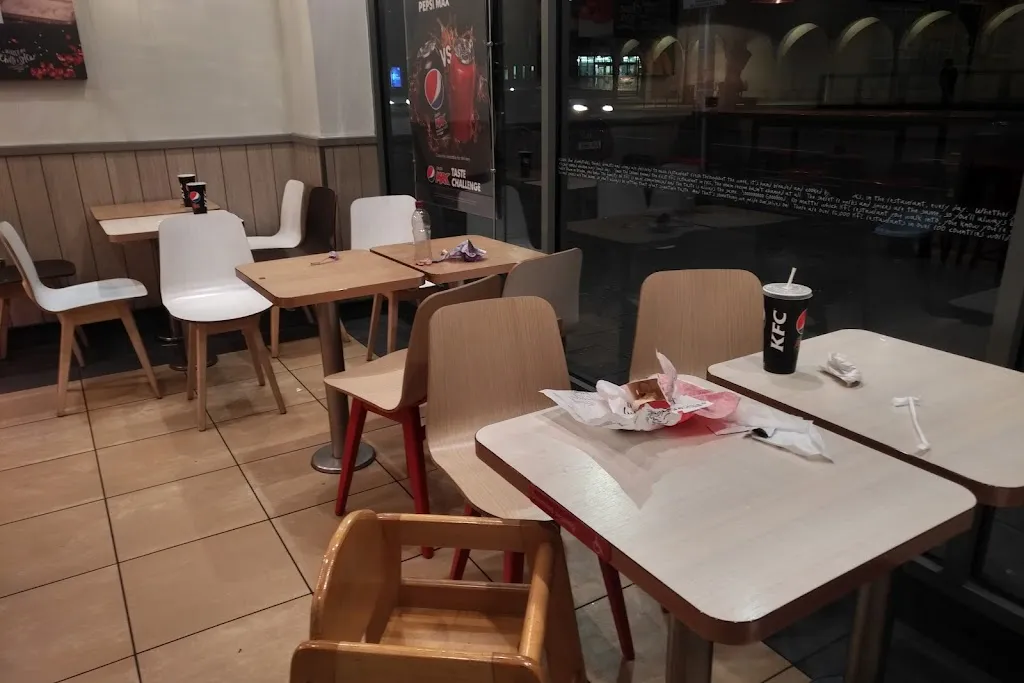 KFC Barkingside - High Street