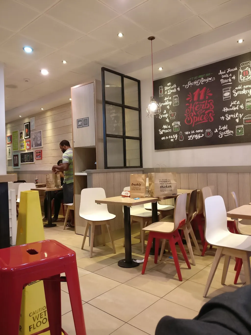 KFC Catford - Rushey Green