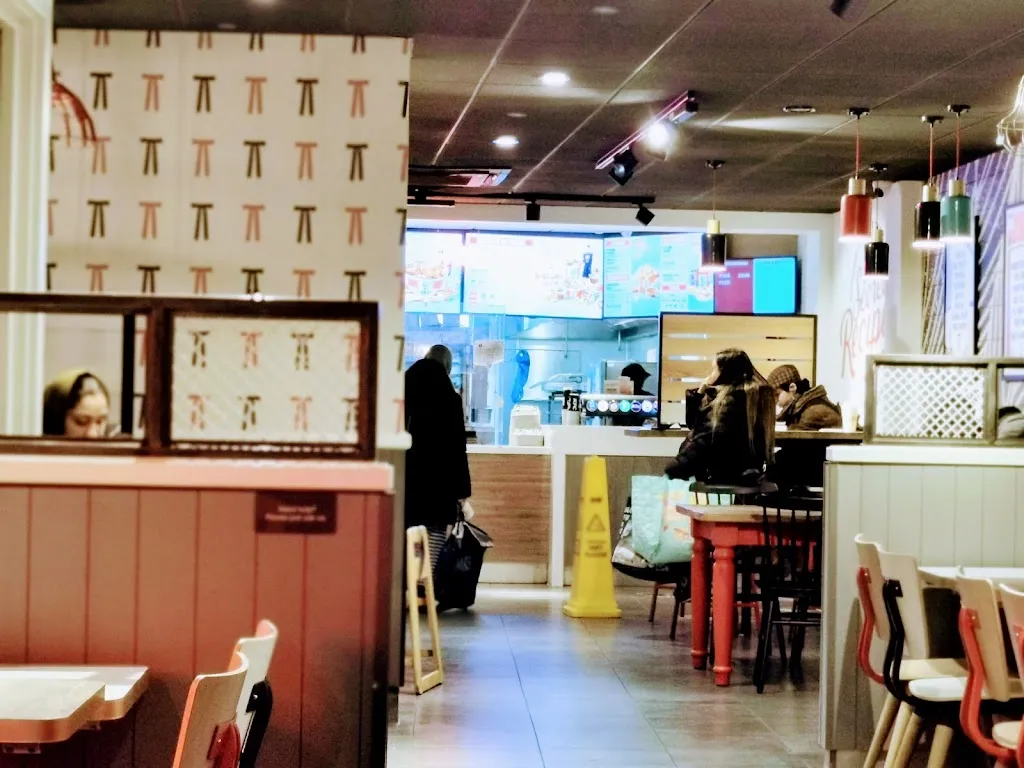 KFC Ealing - The Mall