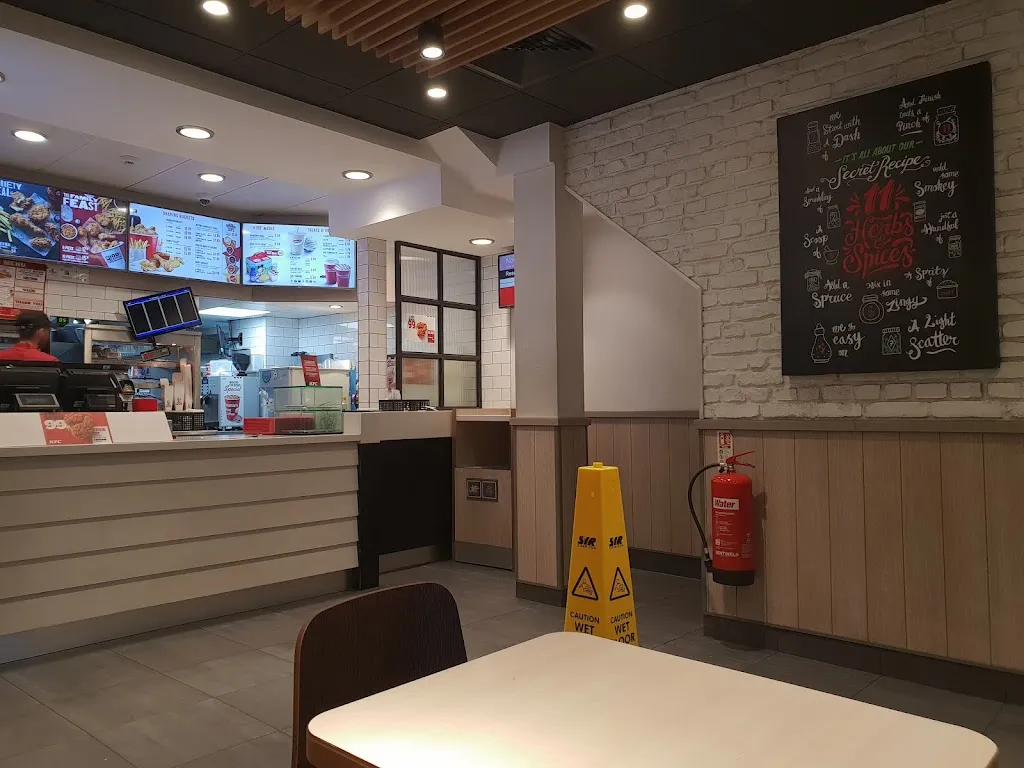KFC Fulham - North End Road
