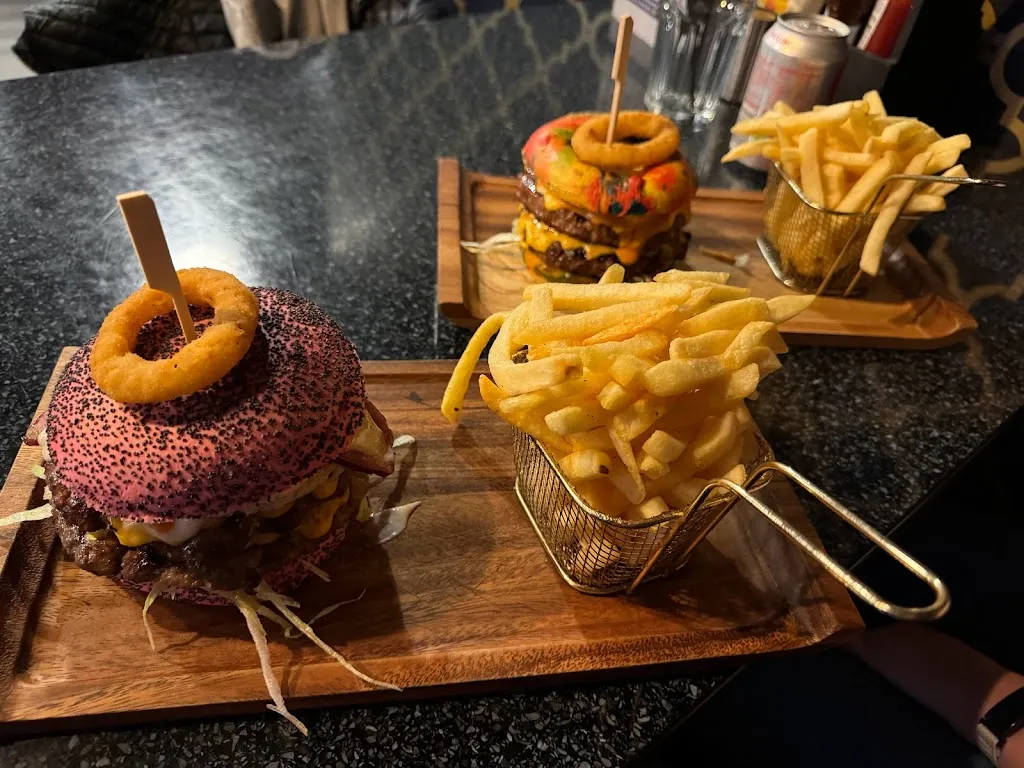 Khazana Café and Grill