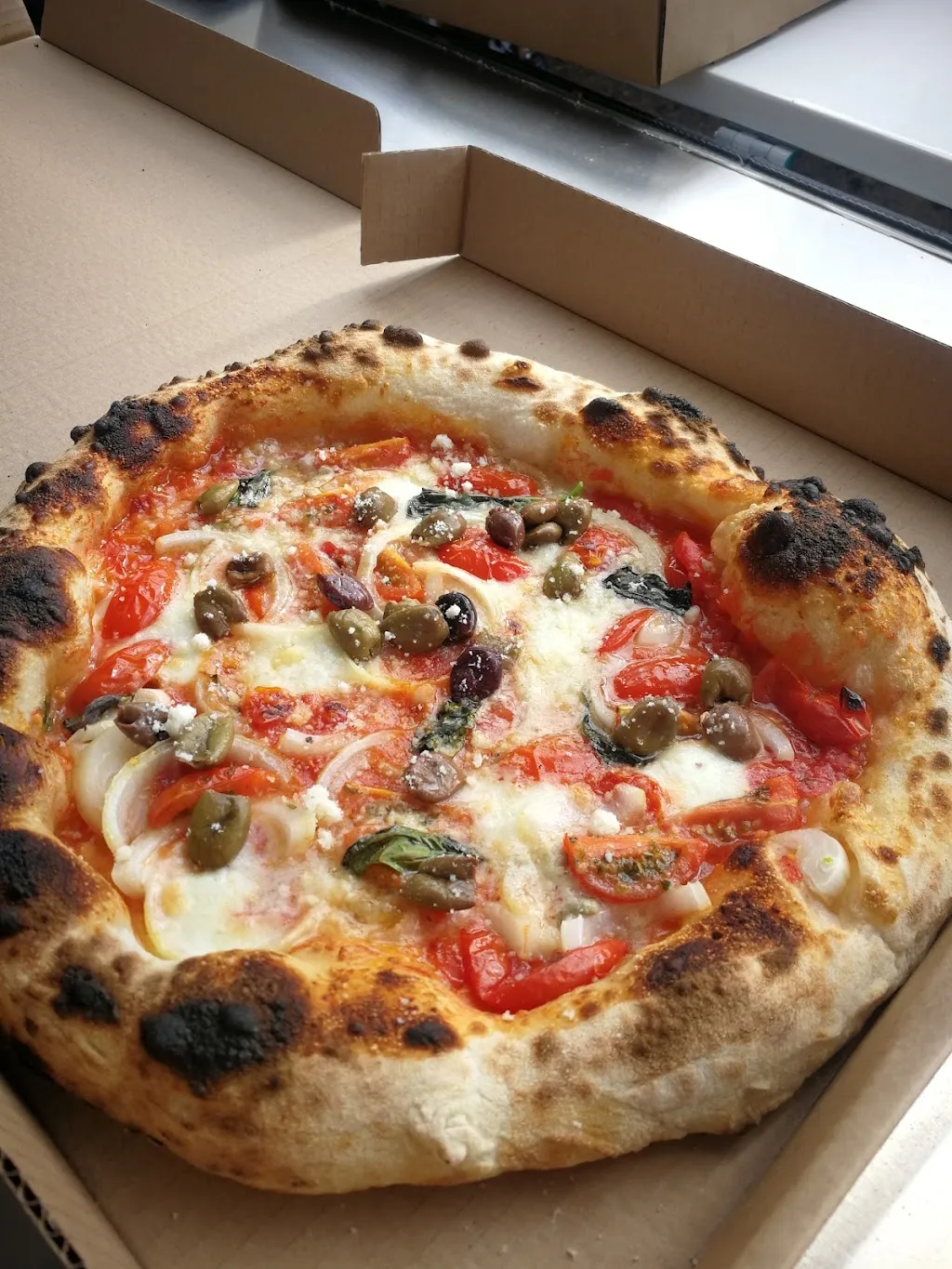 KLEMENTINO'S PIZZA