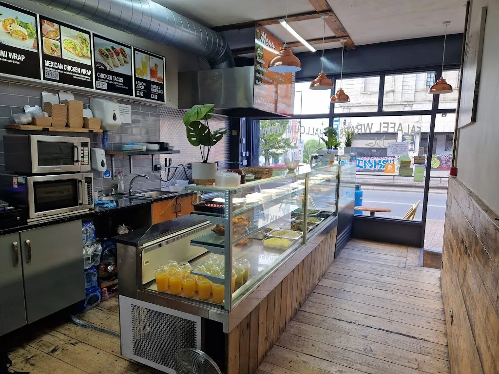 La Main D'or 1 La Main D'or