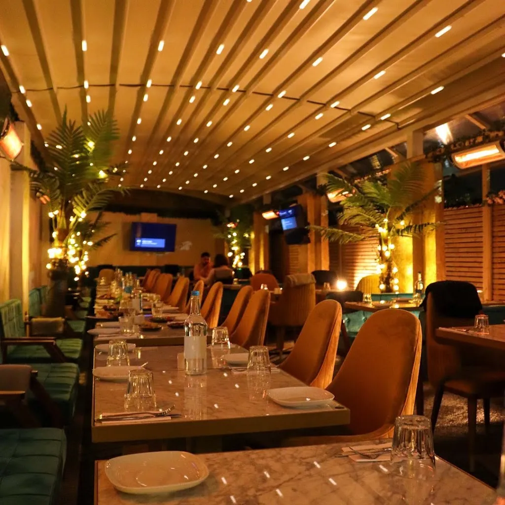La Moda Restaurant