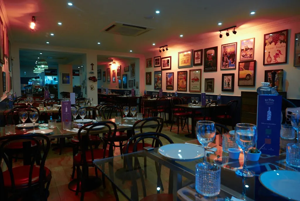 La Piola ITALIAN CAFÉ & RESTAURANT