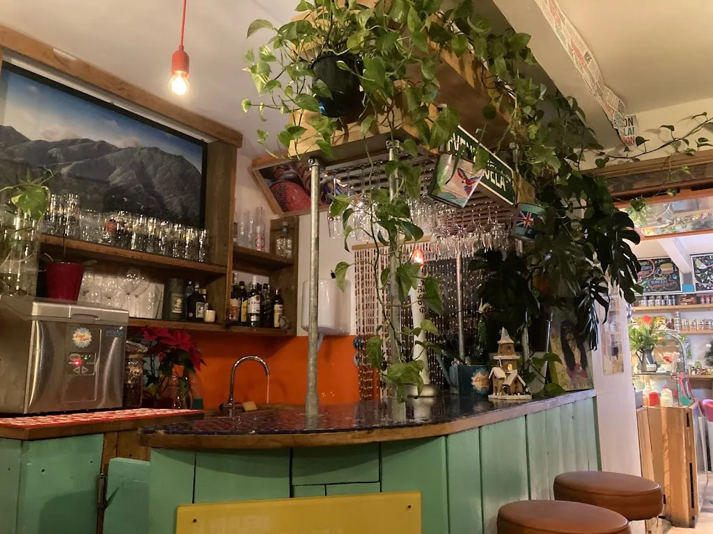 Liqui Liqui Venezuelan Deli Restaurant & Artisan Cheeses 1 Liqui Liqui Venezuelan Deli Restaurant & Artisan Cheeses