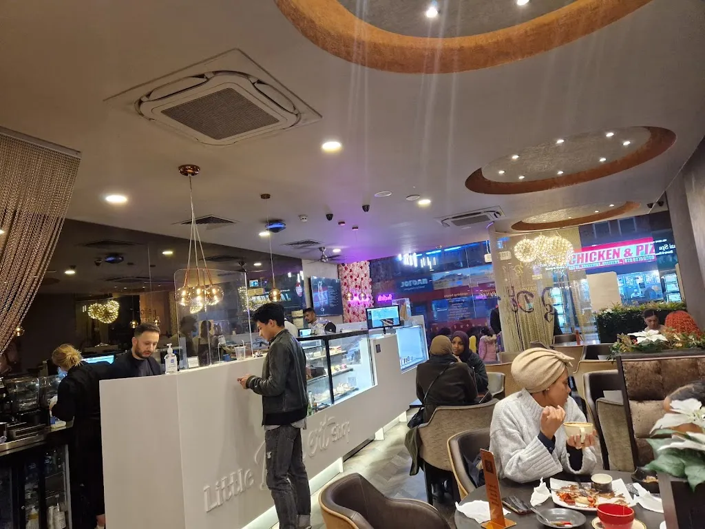 Little Dessert Shop