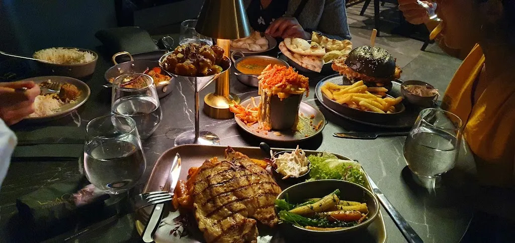 Lmour Restaurant & Lounge 1 Lmour Restaurant & Lounge