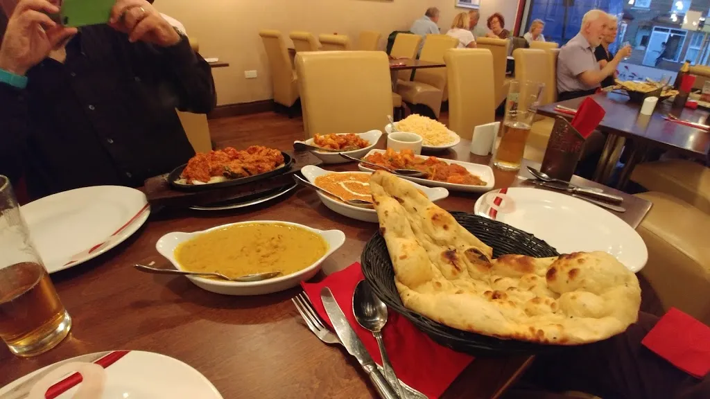 Ma Ma's Nepalese Kitchen (Order Online)