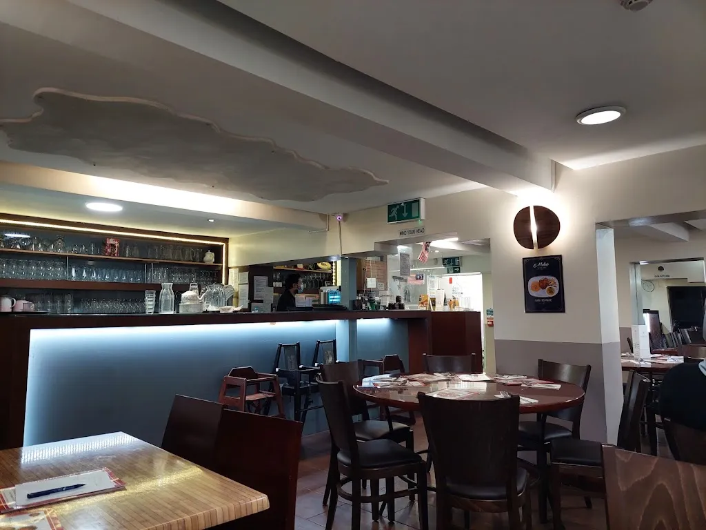 Melur London 1 Melur London