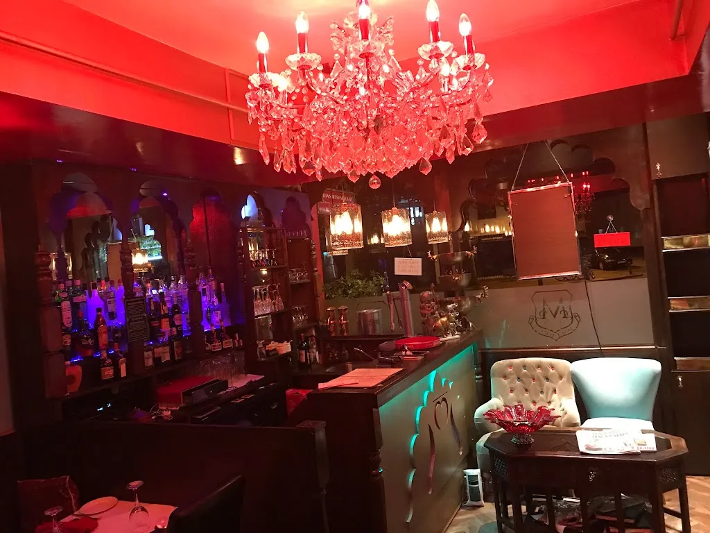 Moidul's Hampton Wick Tandoori, Kingston upon Thames