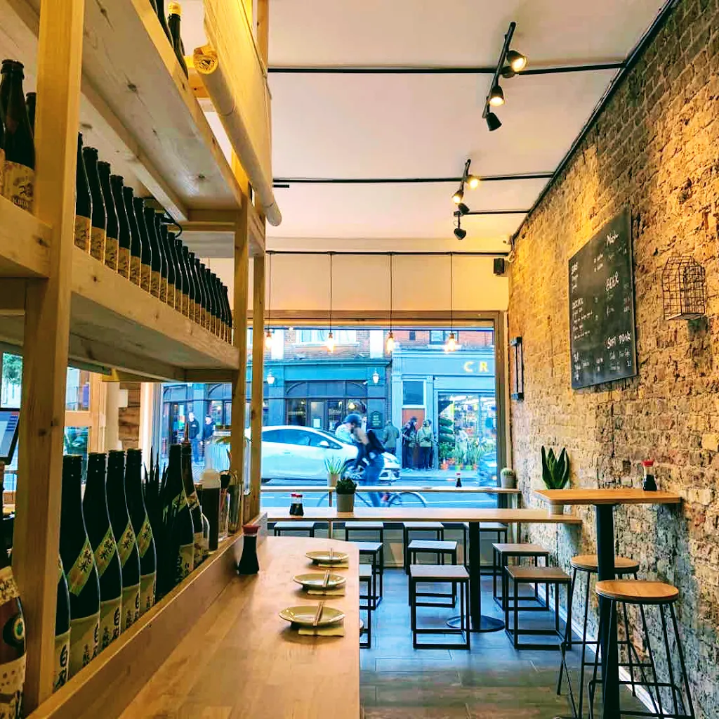 MOMO Sushi Bar Camberwell