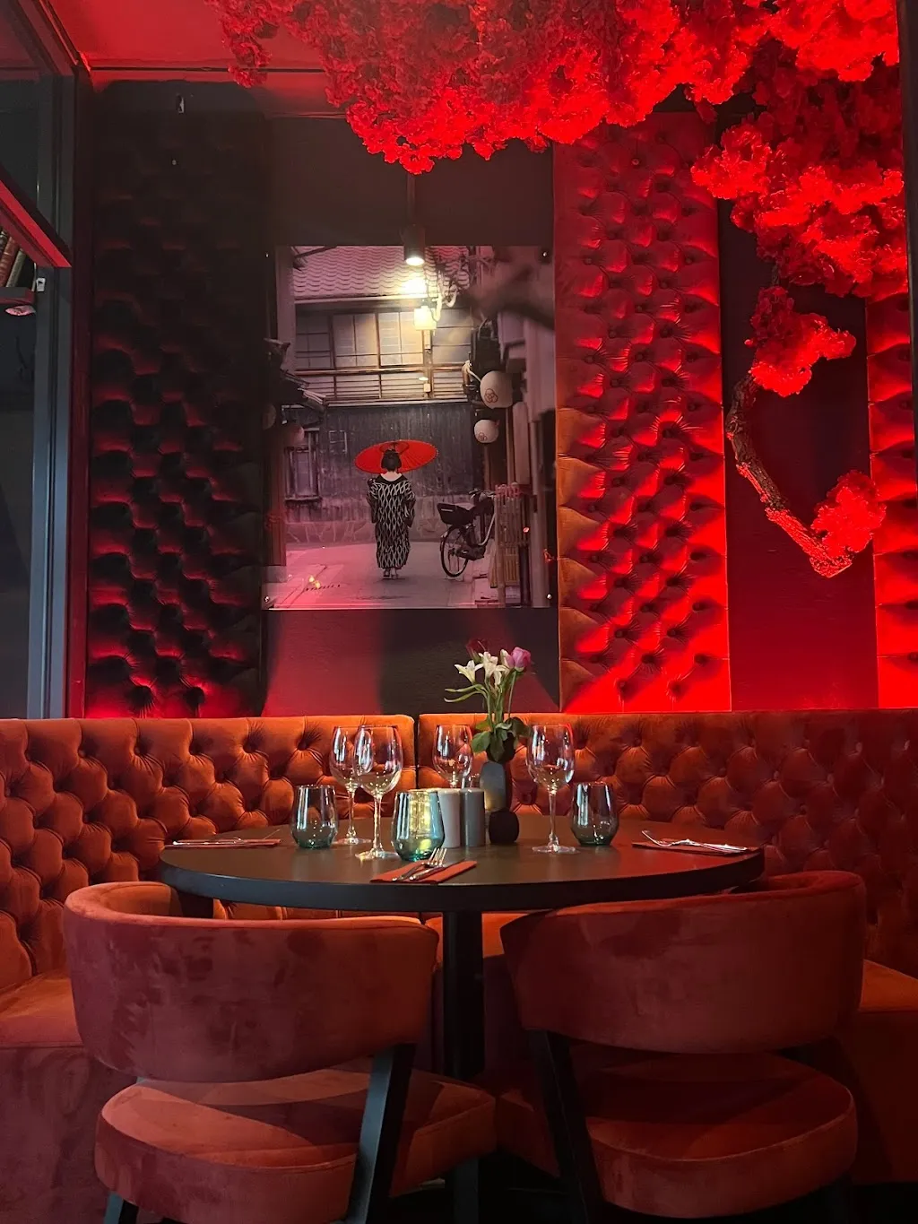 Moon Lounge Bar and Bistro 1 Moon Lounge Bar and Bistro