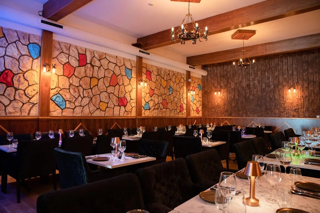 Mumbai Maska - Indian Restaurant and Takeaway in Chingford, London