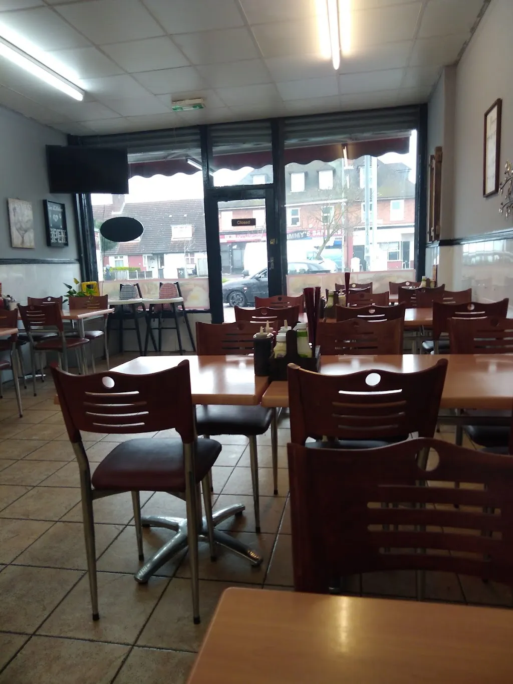 Myla’s Cafe & Restaurant