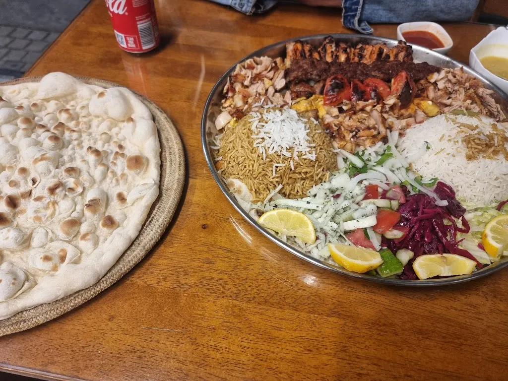 Nali Restaurant/چێشتخانەی نالی