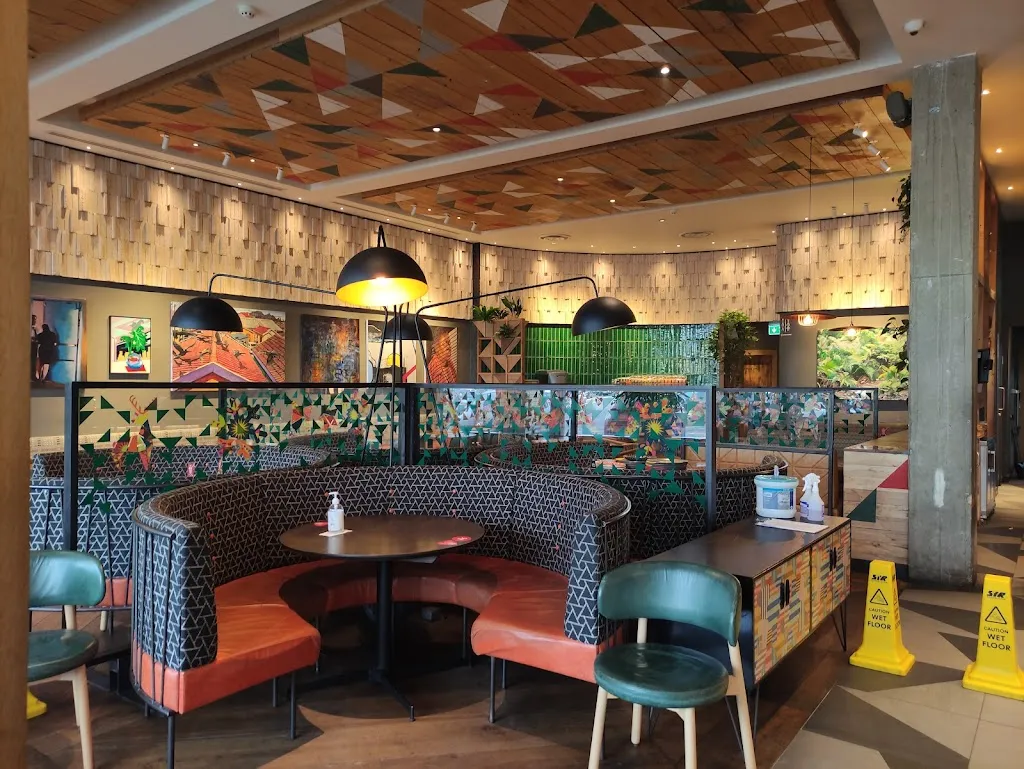 Nando's Croydon - Valley Leisure Park