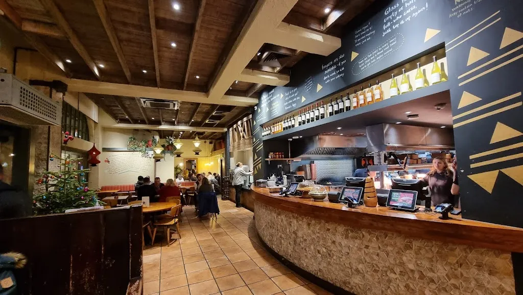 Nando's Elephant & Castle 1 Nando's Elephant & Castle