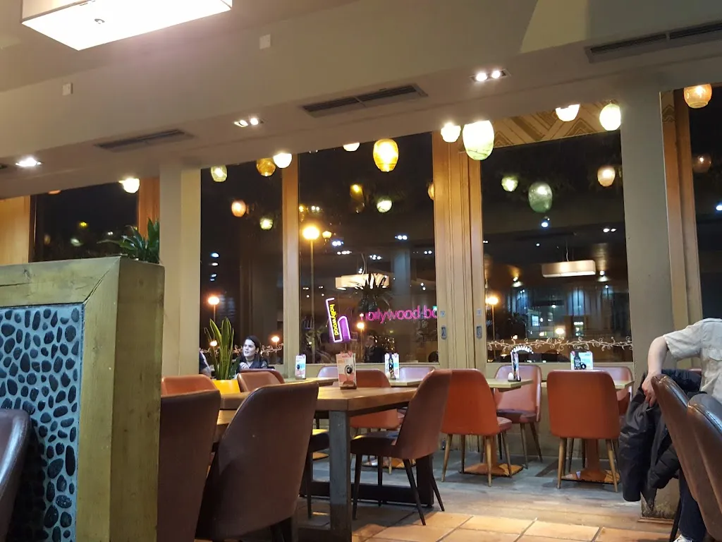 Nando's Finchley - Great North Leisure