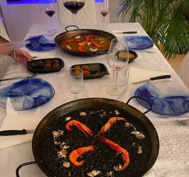 Paellas Olé - Spanish Food Delivery Shoreditch