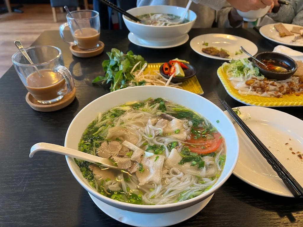 Pho Palace