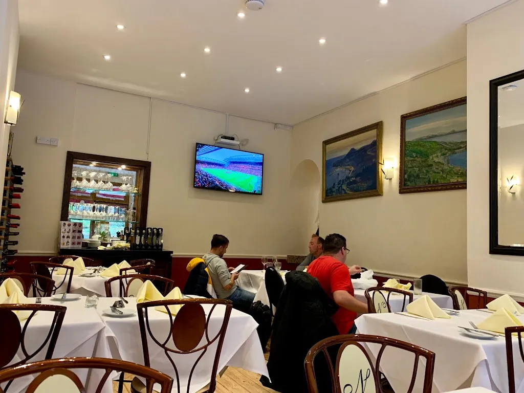 Pinto's Portugal Tapas Bar & Restaurant