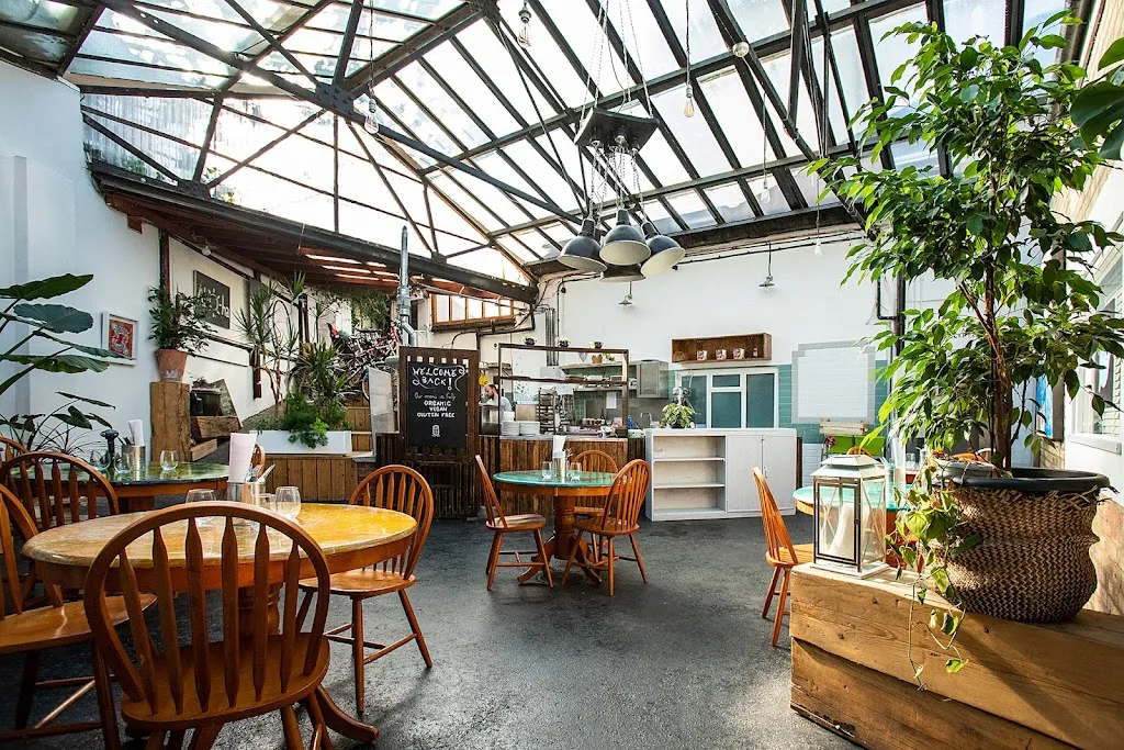 Plant Club - Gluten free, Vegan & Vegetarian Italian Restaurant & Pizzeria