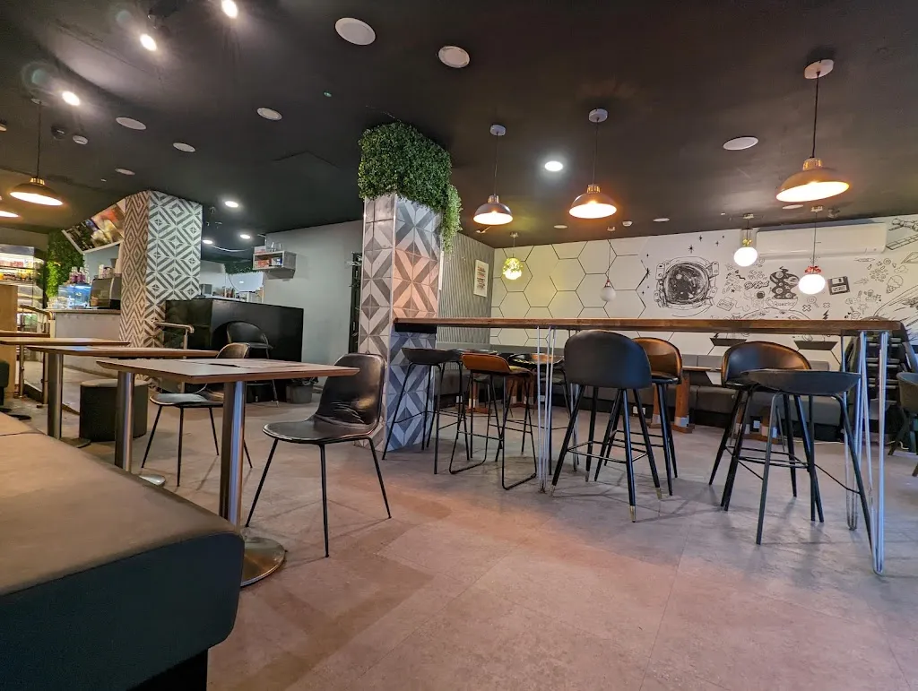 Querky Cafe 1 Querky Cafe