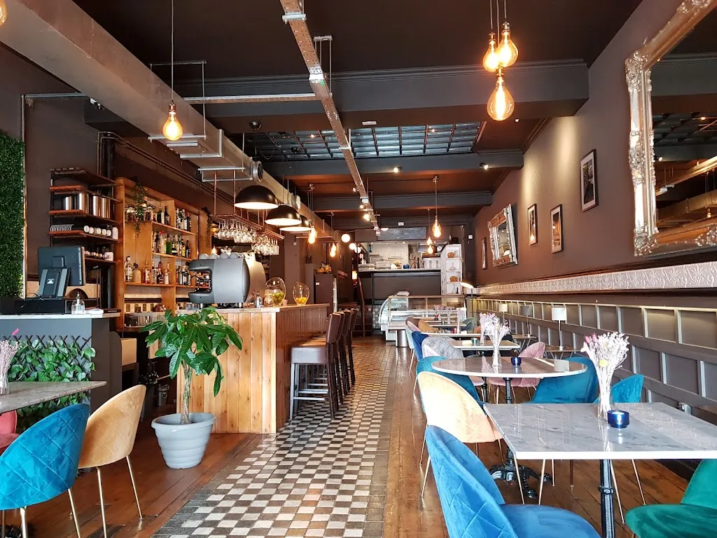 Robust restaurant