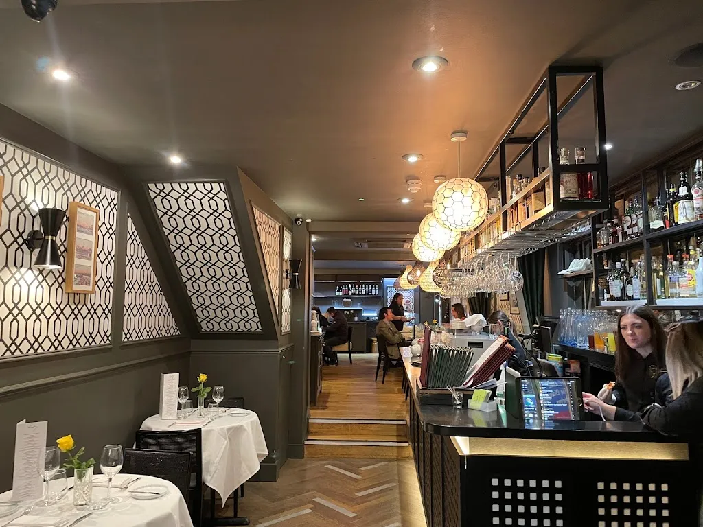Romulo Café & Restaurant 1 Romulo Café & Restaurant